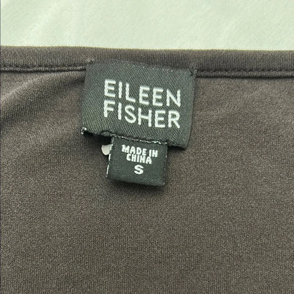 Eileen Fisher Chocolate Brown Long Sleeve Top, 100% Silk , Size Small - Picture 2 of 3